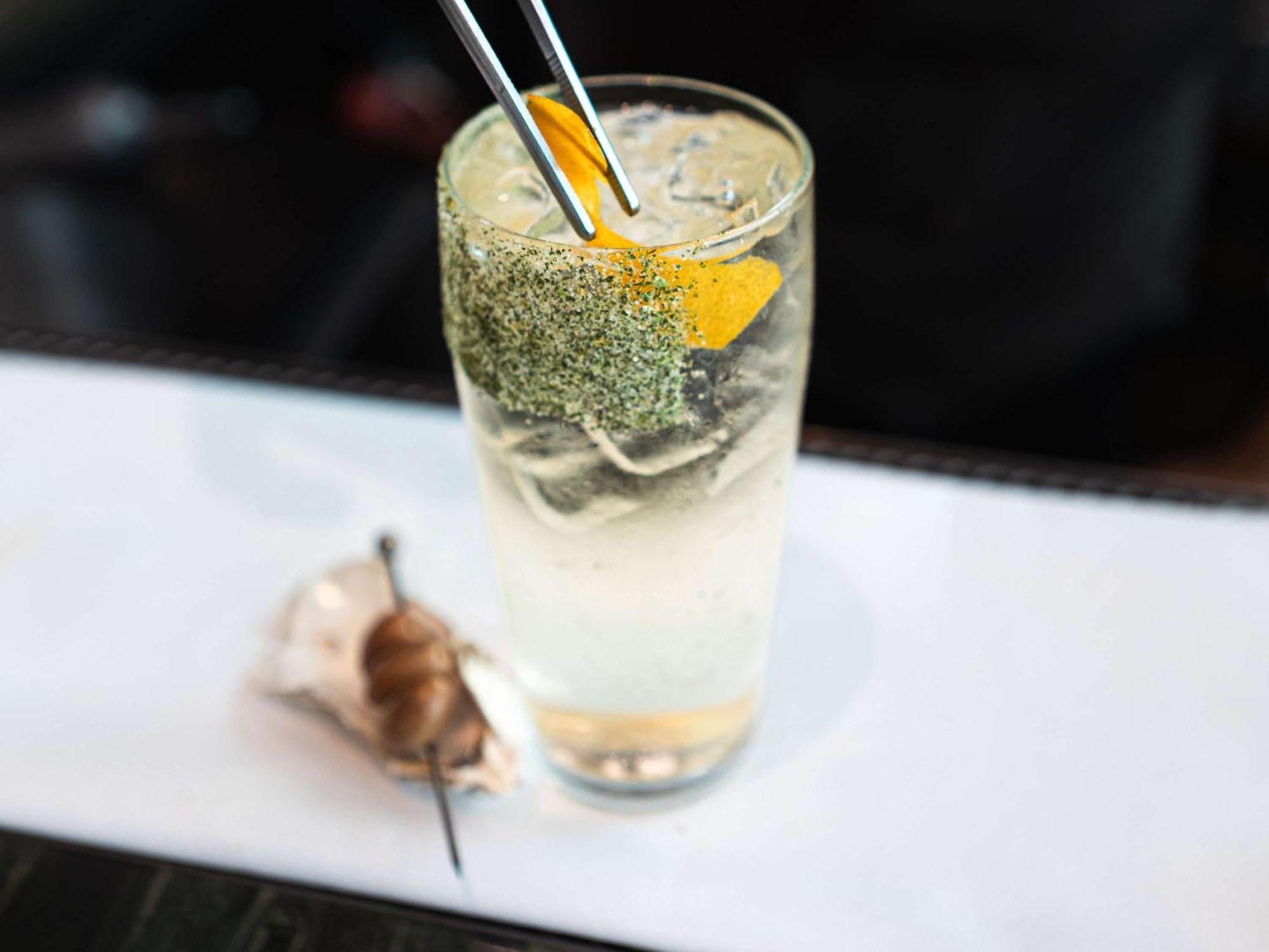 Pullman Auckland Airport Ξενοδοχείο Εξωτερικό φωτογραφία A French 75