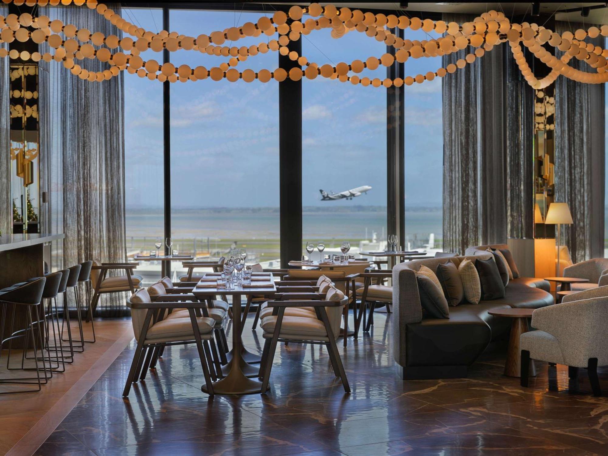 Pullman Auckland Airport Ξενοδοχείο Εξωτερικό φωτογραφία The lounge at the airport